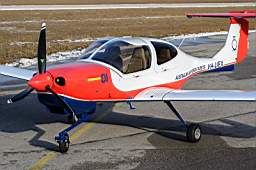 Diamond_DA40_NG_AAFC_livery_5ddeb52a61.jpg